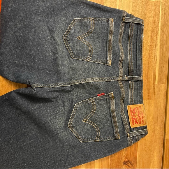 Levi’s 529 Mid Rise Curvy Bootcut - Picture 11 of 13